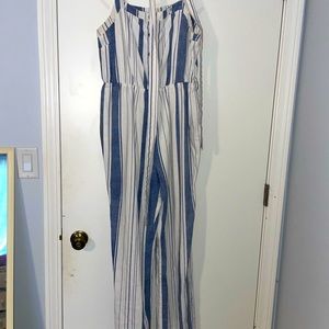 SIZE L CHARLOTTE RUSSE JUMPSUIT
